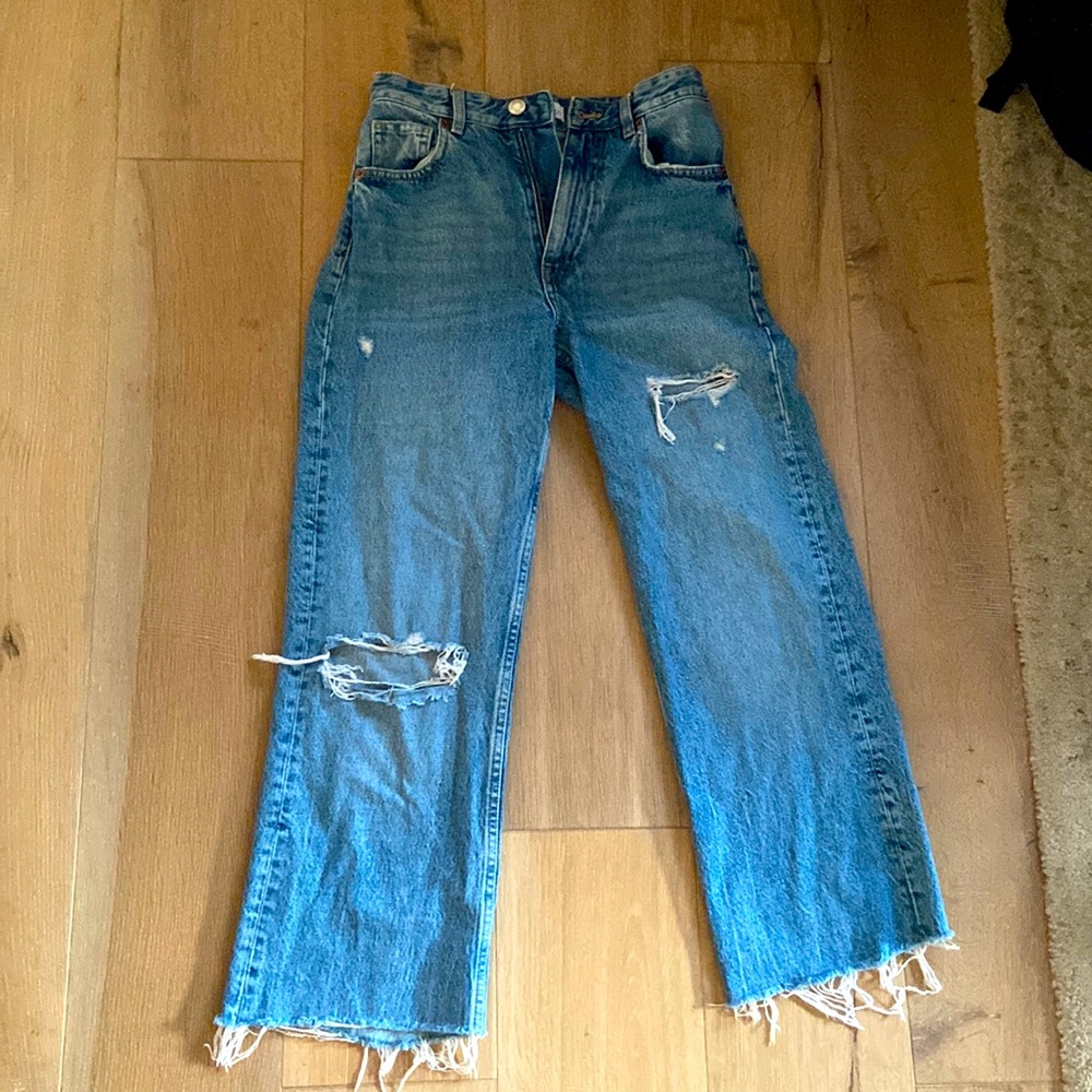 sister bought them for me and they fit perfect but i have so many pairs